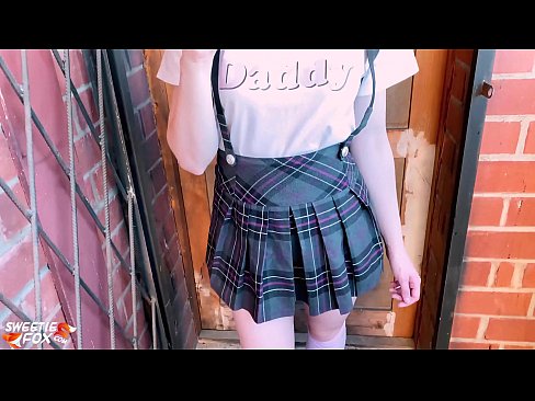 ❤️ Школачы Сосут анын Дик терең жана трахает ордуна класстар. ❤️❌ Секс видео бизде ky.shufflesex.ru ☑
